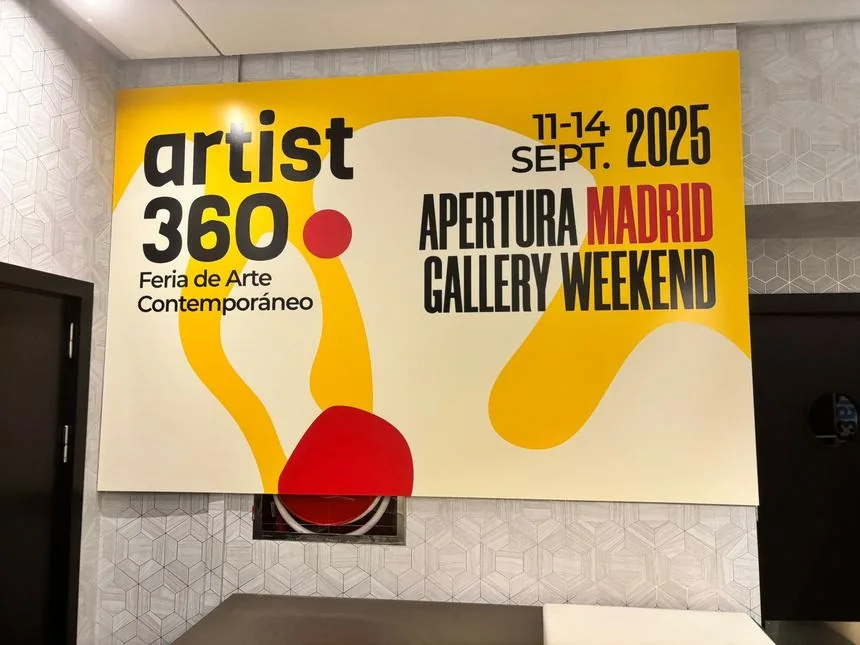 Cartel enmarcado para la feria de arte Artist 360.