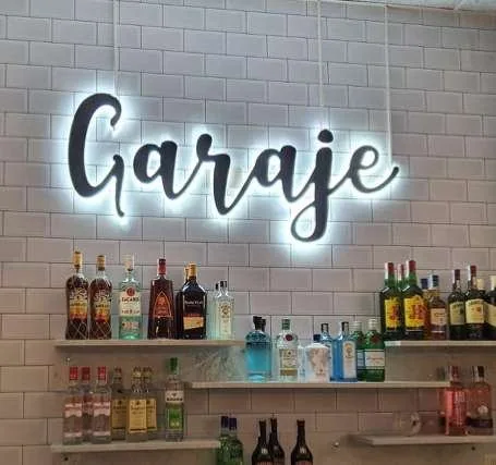 Neón decorativo Garaje para hostelería
