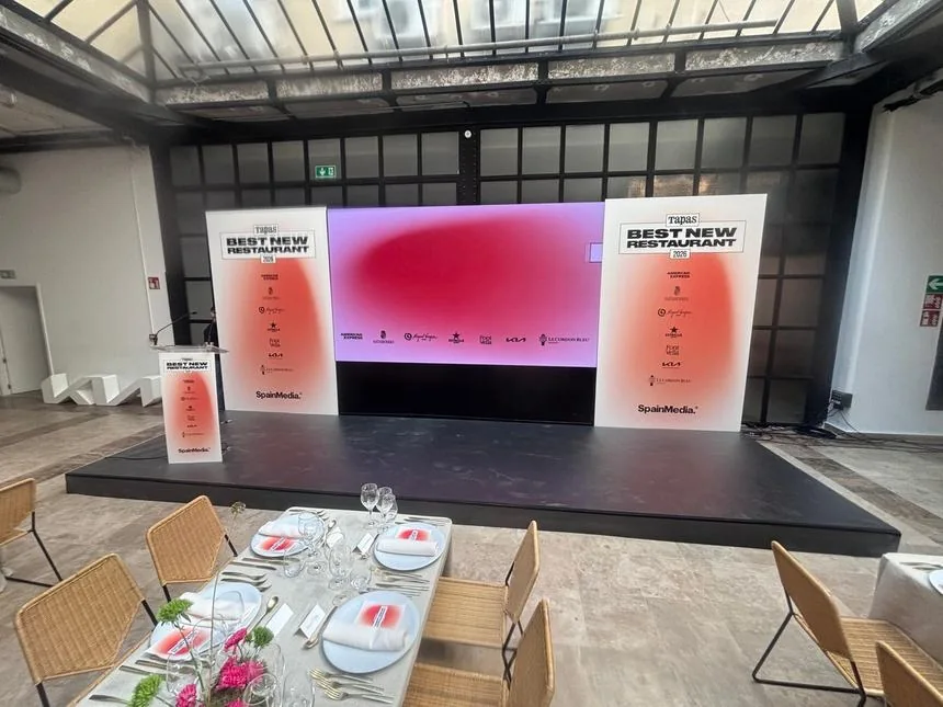 Escenografía completa para los premios TripAdvisor Best New Restaurant.