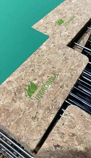 Posavasos de corcho personalizados para Iberdrola, producidos por Digital Gold